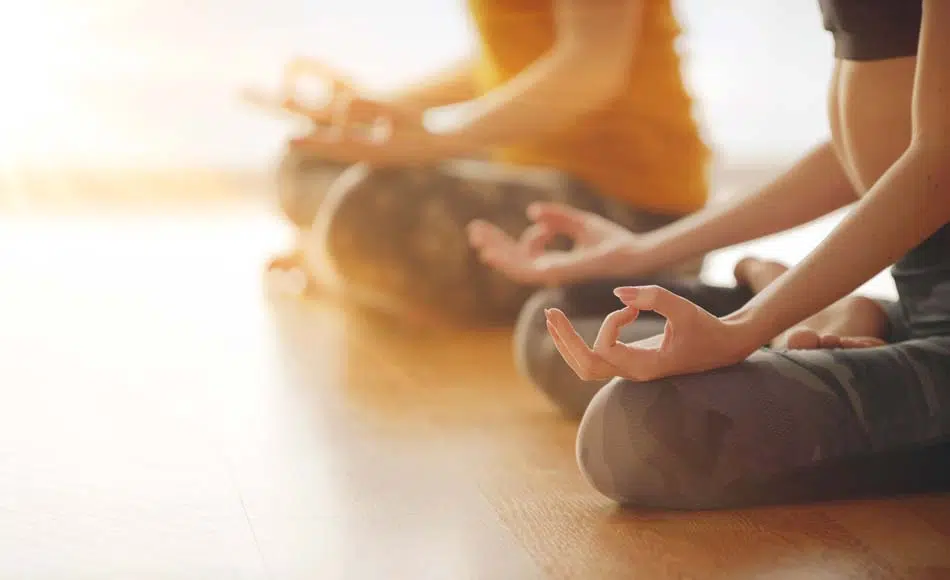 philosophie-centre-ashtanga-yoga-lille-mantra-om-meditation-studio-yoga-lille