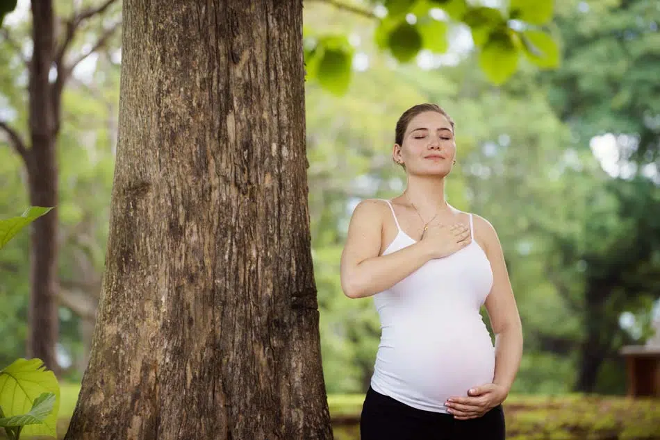 yoga femme enceinte lille-yoga prenatal 59 hauts de france nord