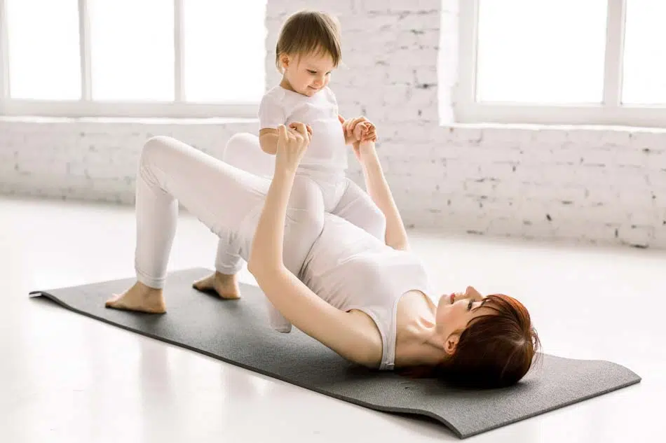 yoga-post-natal-lille-yoga-avec-bébé-59-nord-hauts-de-france_4